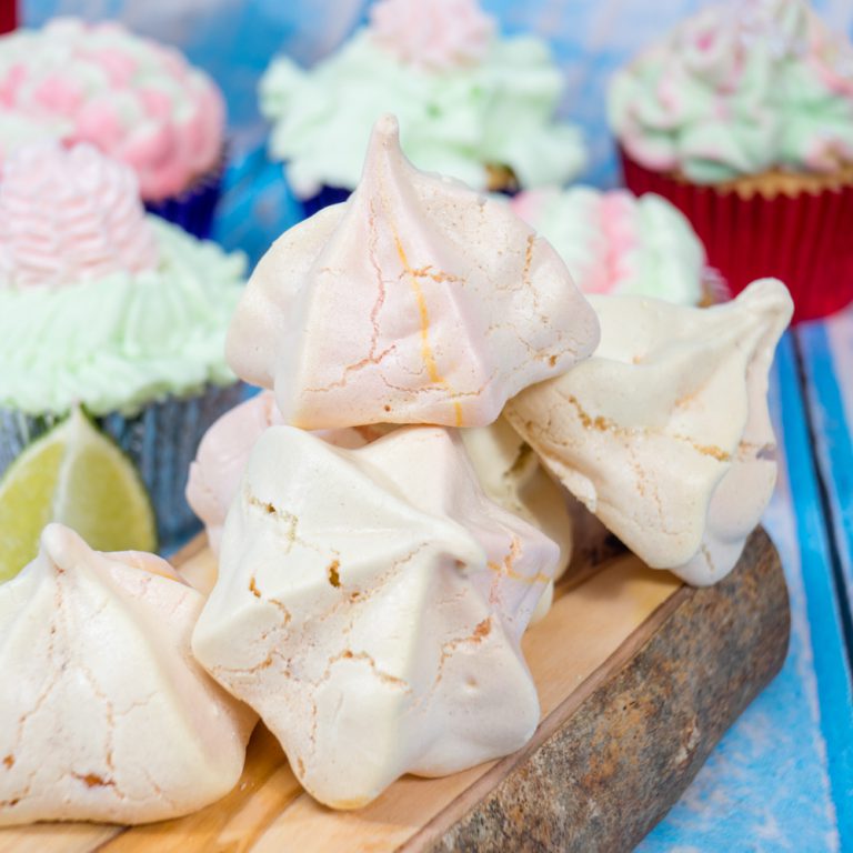 Vegan - Meringues with Aquafaba