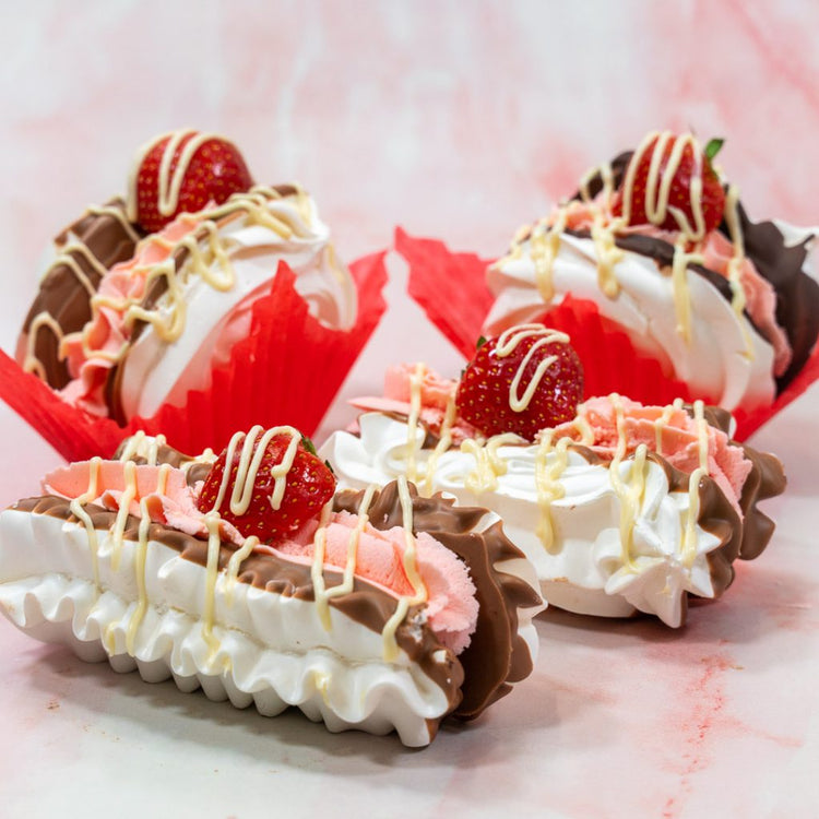 Fresh Cream Meringues