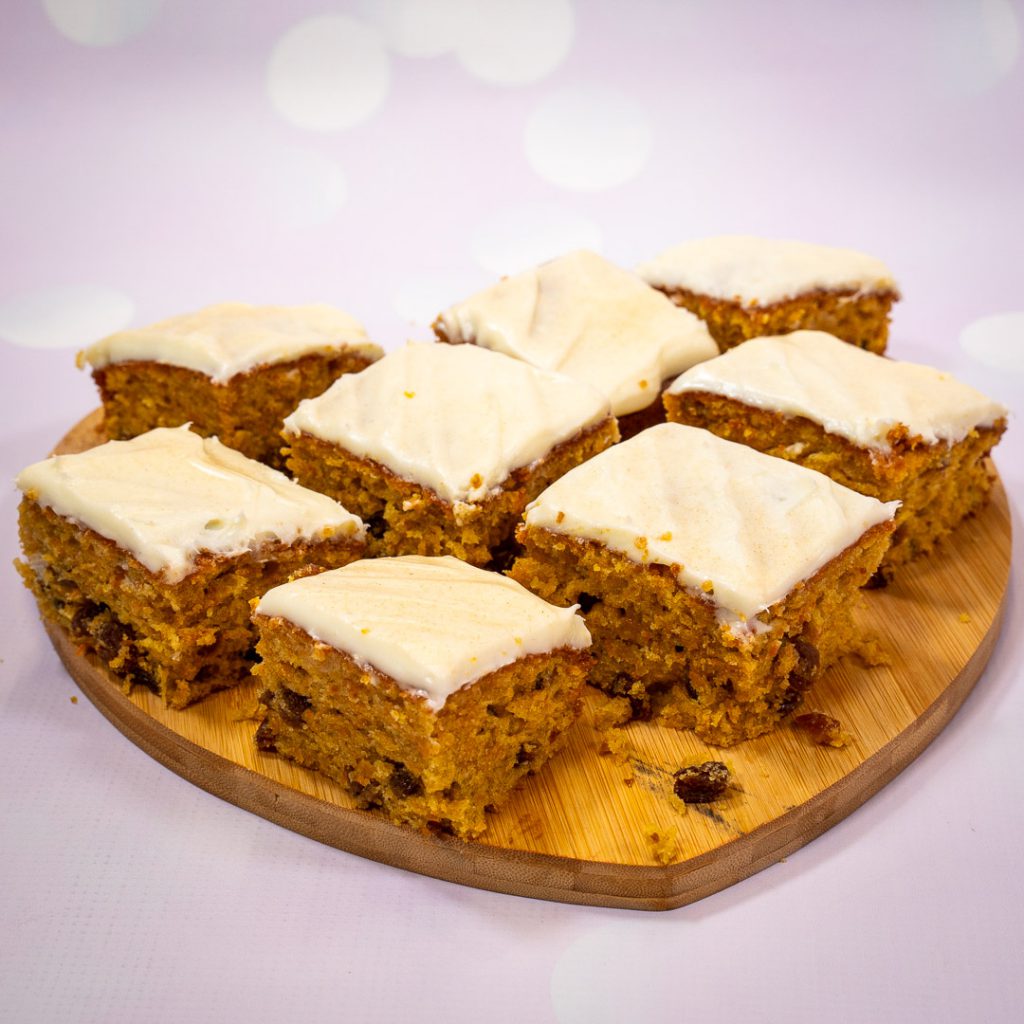 Carrot Cake Traybake