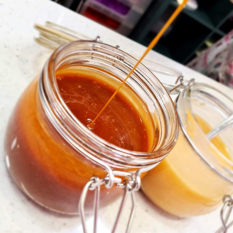 Caramel Sauce (Pouring)