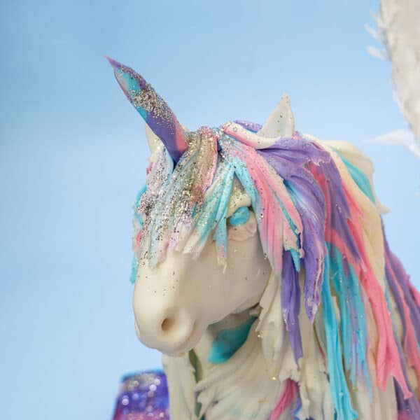 Unicorn Cake - Tracey Mckay - Online