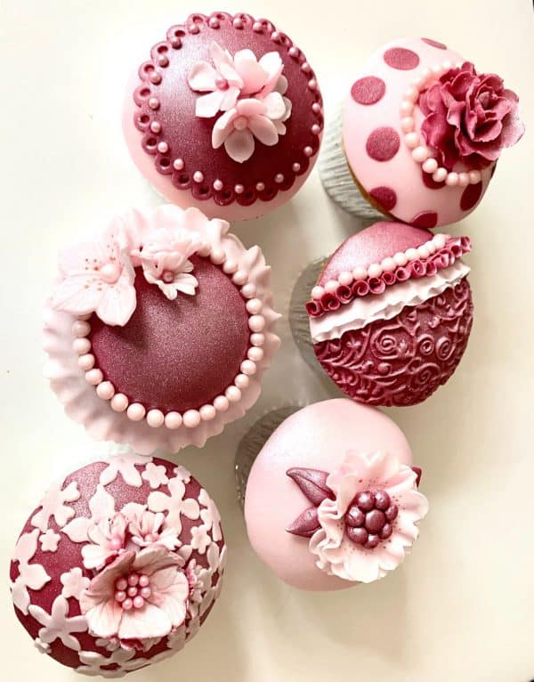 Vintage Cupcakes - Claire Corbett - Online