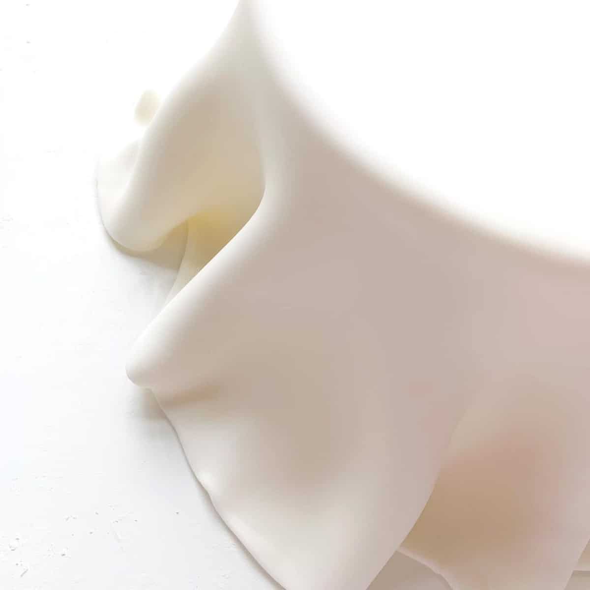 Intro to Wedding Cakes (Sugarpaste) - Rachel Hanna - Online