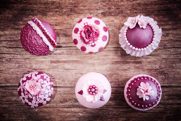 Vintage Cupcakes - Claire Corbett - Online
