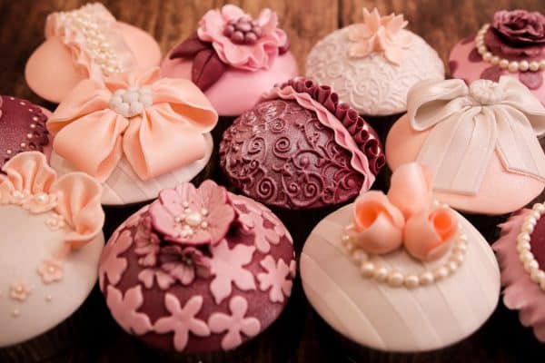 Vintage Cupcakes - Claire Corbett - Online