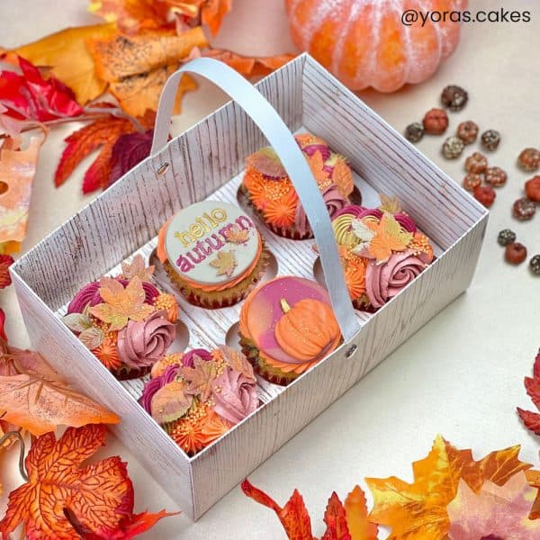 Wood Effect Cupcake Box with Handle with clear lid - Holds 6.b